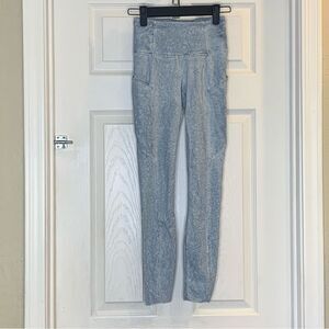 Lululemon Fast and Free Tight 25" *Nulux City Grit White Blue Fog Size 2